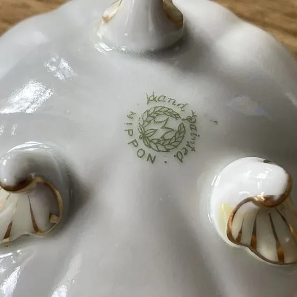 Vintage Nippon Japan Hand Painted Two Footed Small Bowls. lot of 2 - Picture 5 of 16